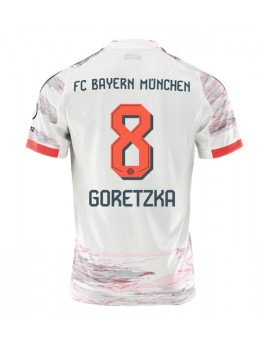 Bayern Munich Leon Goretzka #8 Replika Borta Kläder 2025-26 Kortärmad
